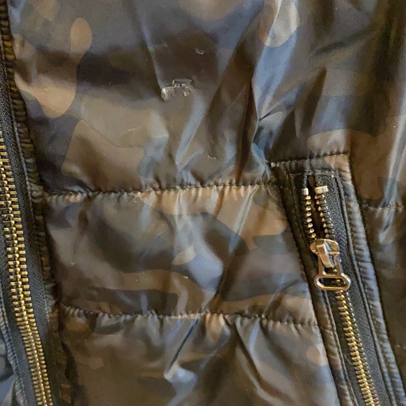 William Rast Camo Puffer Jacket - Picture 9 of 16